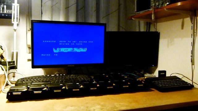 ZX Microdrive demo with 8 working units смотреть онлайн