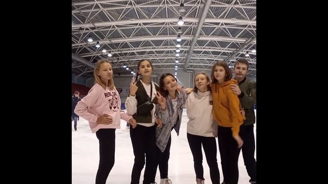 Vlog~катаемся на тележке~школа~каток смотреть онлайн