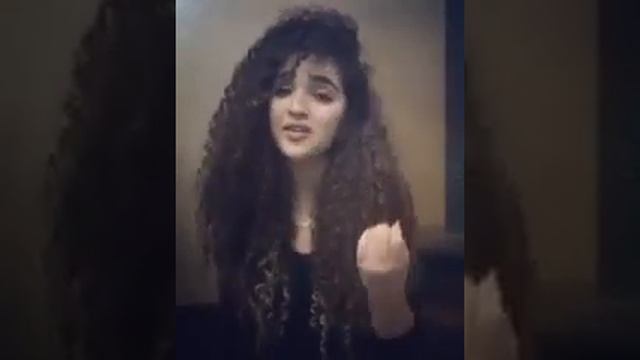 صوت رائع خيالي لهذه الفتاة استمع ولن تندم رهيب HD смотреть онлайн