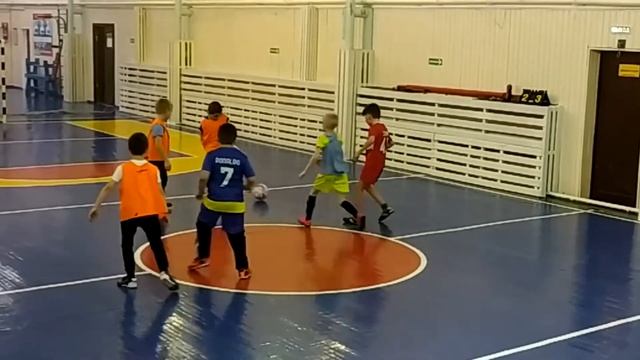 Обзор двадцать девятой игры. Победа 10:7. 6 голов и 1 голевая передача. Продолж. игры - 40 минут. смотреть онлайн