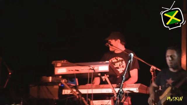 [14/15] Radici Nel Cemento - Io Ero Sandokan - Live @ Ex Carcere S. Francesco - 18-5-2011 смотреть онлайн