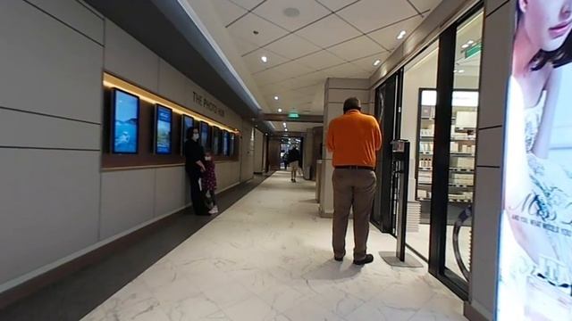 P&O Iona - Shopping area (360) смотреть онлайн