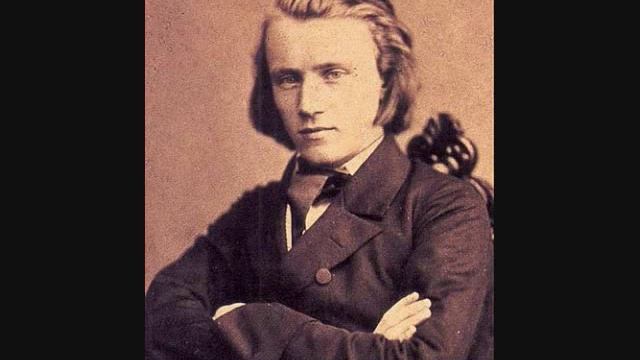 J.Brahms, Rondo after Weber (Idil Biret).wmv смотреть онлайн