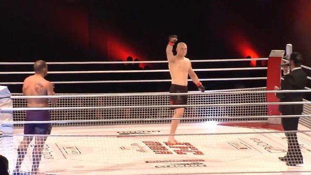IFC 9 - Artur Tyulparov vs. Robert Lau смотреть онлайн