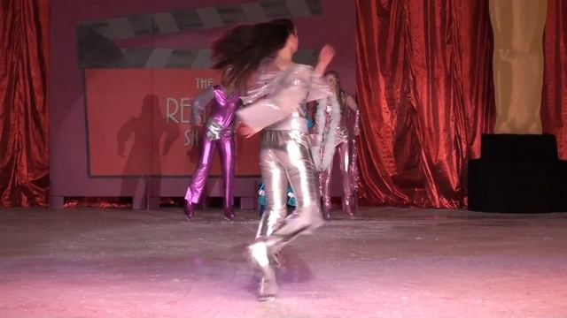 Dancing Queen - Mama Mia - ABBA смотреть онлайн