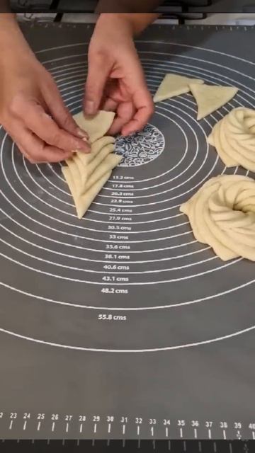 Булочки цветочки #shorts смотреть онлайн