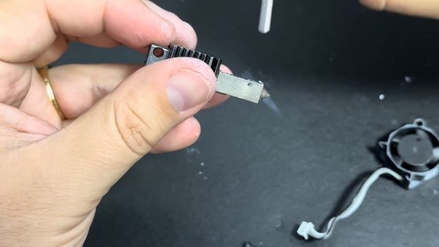 How To Replace The Hotend Nozzle On A BambuLab X1-Carbon (Easy And Inexpensive!)