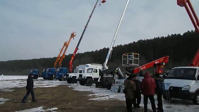 Гусеничный вездеход ТСН 74. смотреть онлайн