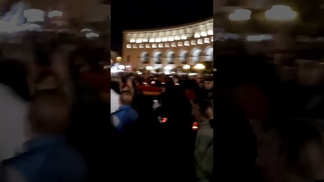 площадь республики Ереван 23 апреля 2023 г.