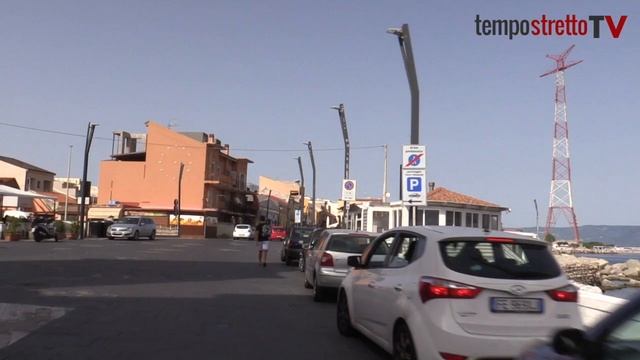 Messina. Torre Faro, l’isola che c'è e non c’è. Area pedonale solo sui cartelli VIDEO смотреть онлайн