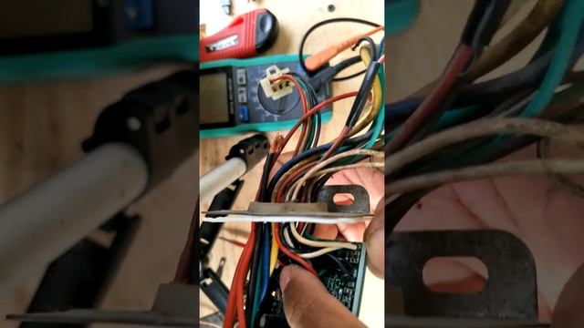 Brushless Motor Controller Repair (Part 2) смотреть онлайн