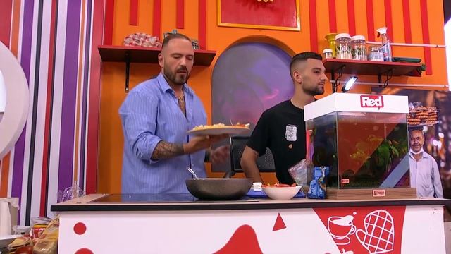 Ne Kuvam Ti Ja To - Boris i Lazar prave piletinu za voditelje - 19.07.2022 - Red TV смотреть онлайн
