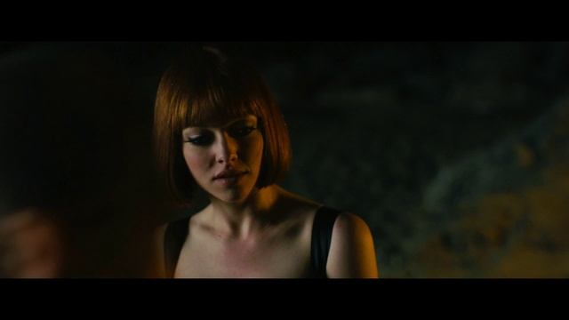 In Time Character Piece - 'Sylvia Weis', played by Amanda Seyfried смотреть онлайн