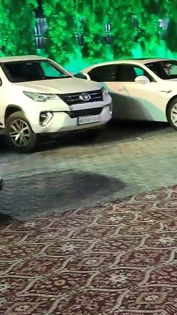Amazing Car Collection 😍 | Range Rover | Mercedes | Bentley | Rolls Royce смотреть онлайн