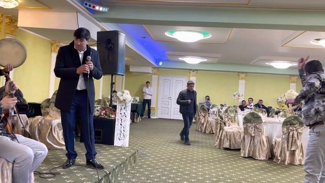 Вочиб Собиров-Як руз бошу мард бош шеъри Чамшеди Махкампур смотреть онлайн