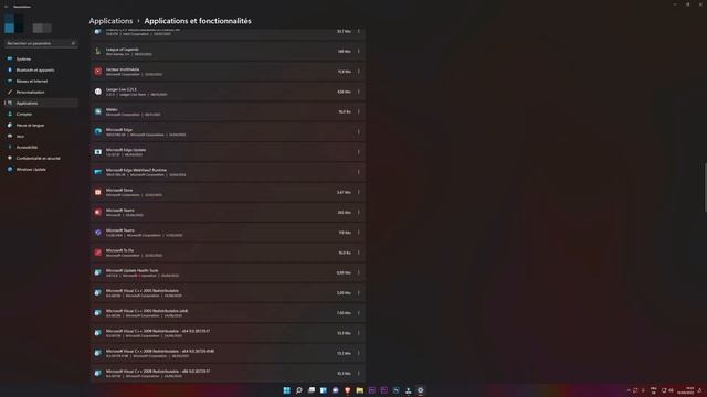 Windows 11 | Comment désinstaller toutes les applications de ton PC ? смотреть онлайн