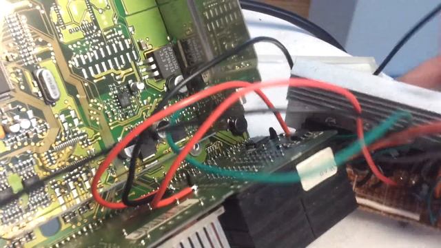Reparación del Módulo de Radio BM54 смотреть онлайн