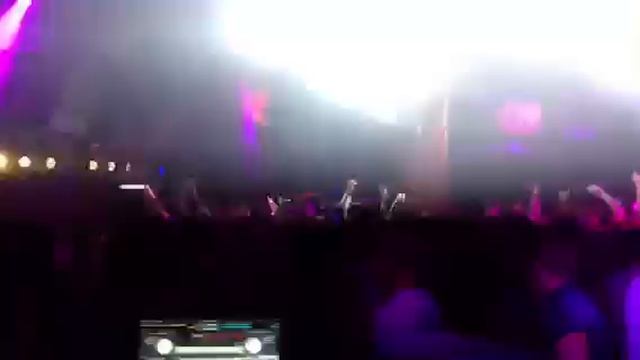 Calvin Harris - Wonderworld MK- Sweet Nothing ft. Florence смотреть онлайн