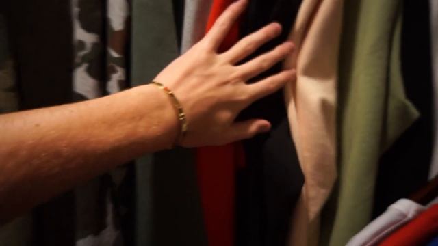 Tour of my HYPEBEAST CLOSET! (Insane Collection) смотреть онлайн