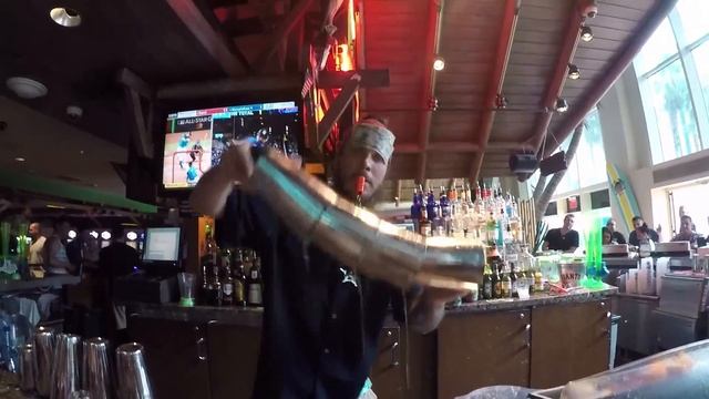 5 Cent Happy Hour in Vegas смотреть онлайн