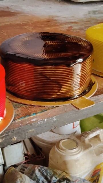 #pineapple #strawberry #chocolaty #cake #shortvideo #trending #viral #youtubeshorts смотреть онлайн