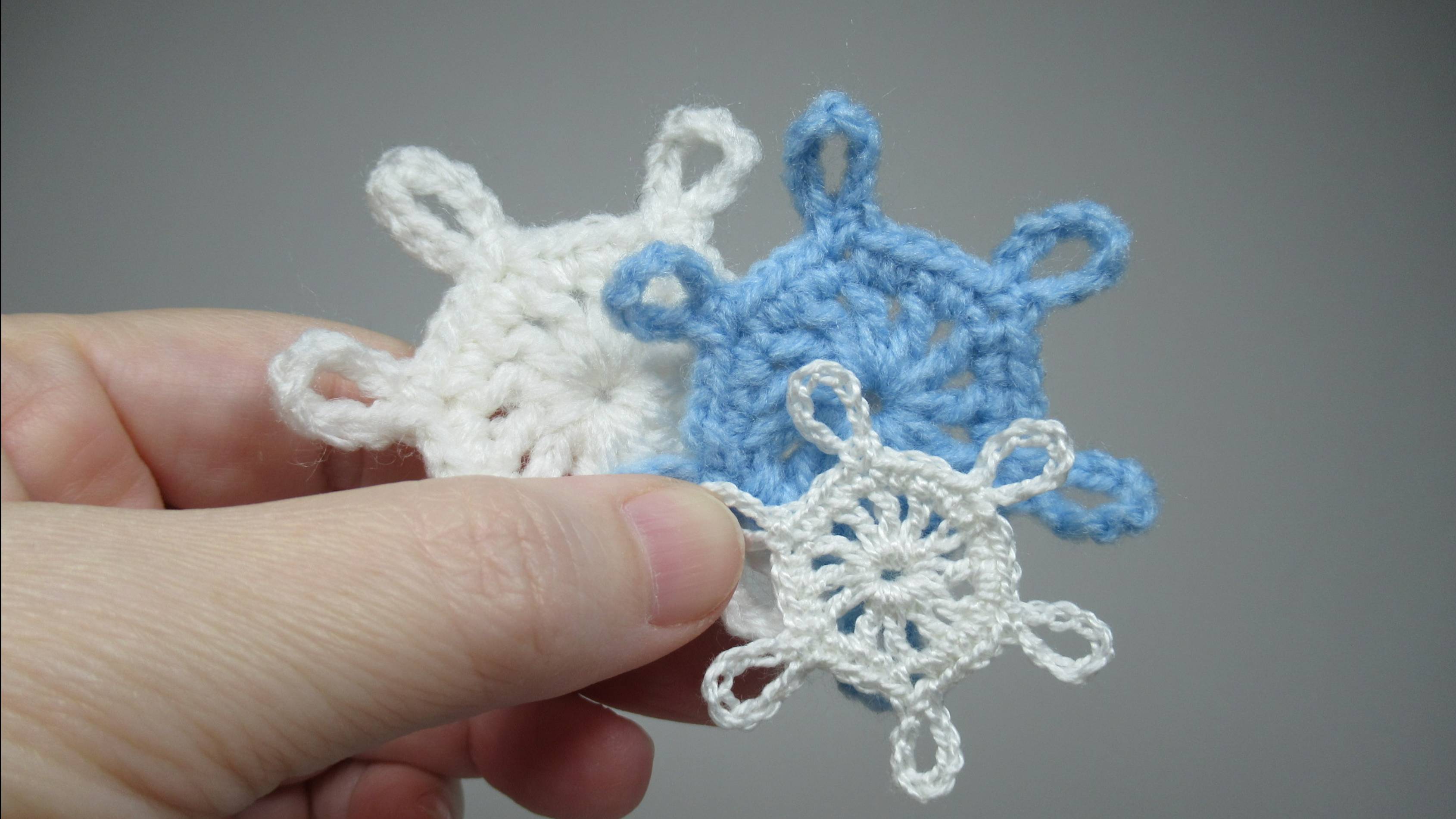 Как связать крючком снежинку с петельками смотреть онлайн