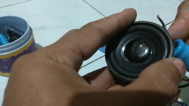 Hasilnya Joss !!! Cara menambah BASS pada Speaker tanpa biaya смотреть онлайн