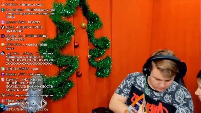 ПЯТЕРКА СМОТРИТ НОВЫЙ ЖУРНАЛ ПО MINECRAFT 2020! НАРЕЗКА ПЯТЕРКИ! СМЕШНЫЕ МОМЕНТЫ СО СТРИМА ПЯТЕРКИ!