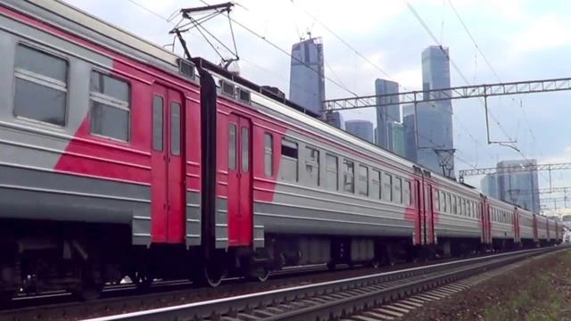 Электропоезд ЭР2Т-7148 смотреть онлайн