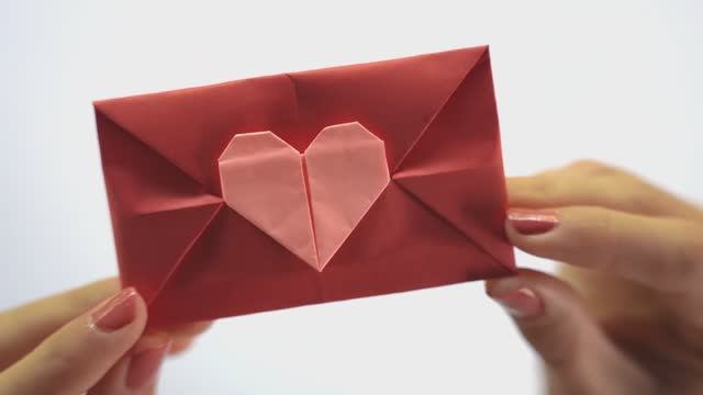 Оригами конверт с сердцем! Подарок Любимой! Бабушке! Маме! Поделки своими руками! смотреть онлайн