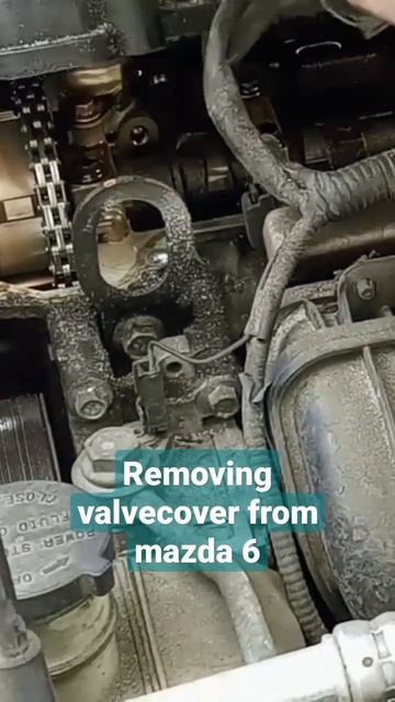 Slowly!!! Remove Valve Cover From Mazda 6. #valvecover. #gasket