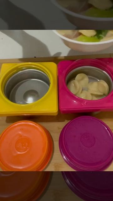 DJ & Pipay’s Lunchbox | School Bento | Banana Oatmeal Waffles and Chicken Macaronic soup #shorts смотреть онлайн