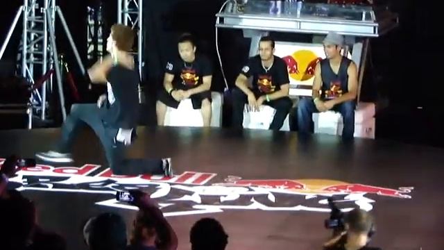 Dark (Oman) vs Raf-H (UAE) смотреть онлайн