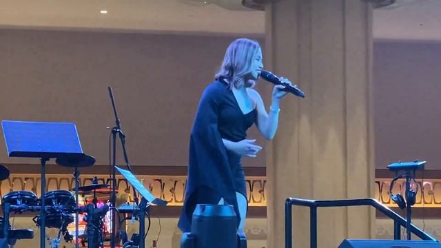LYKA ESTRELLA - Who You Are (MAY WHISTLE PA!) LIVE! Concert | Royce Hotel & Casino | HD смотреть онлайн