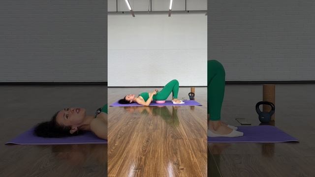 «Тазовые часы» на мячике для пилатеса