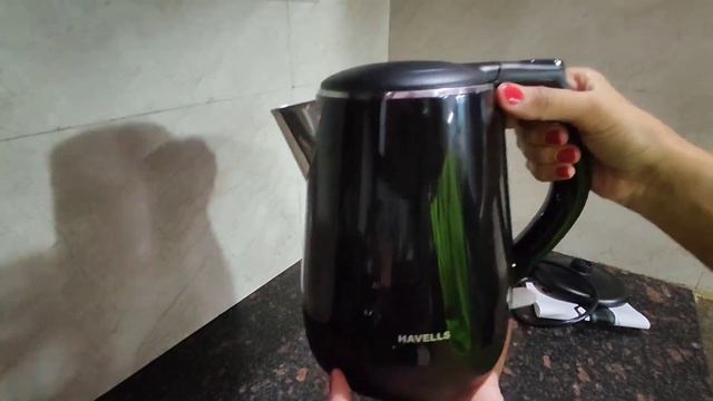 Ditch the winter with Havells Aqua Plus 1.2 litre Double Wall Kettle😍😍for only Rs. 1299/- смотреть онлайн