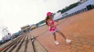 Вики шоу песня лето