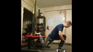 Болгарские выпады с выпрыгиванием