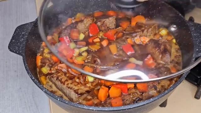 Любое мясо станет нежным и сочным,если вы приготовите так! смотреть онлайн