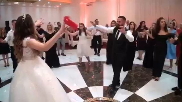 Dhurata Duka.Dasem 6.8.2021 смотреть онлайн