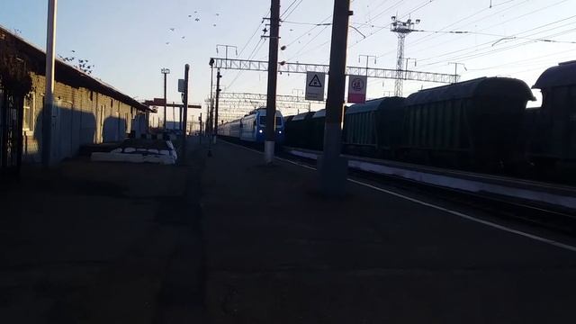 Электровоз ЭП1М 591 смотреть онлайн