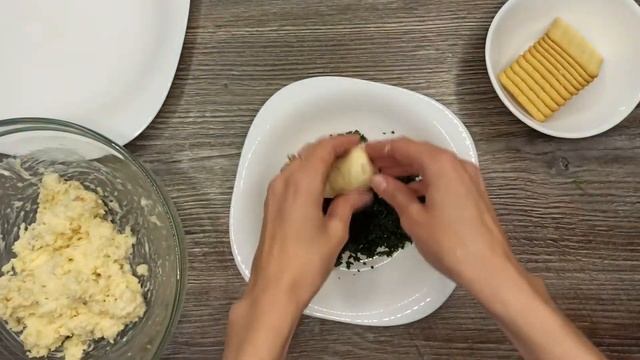 Закуска на НОВЫЙ ГОД! 🎄 Простая и вкусная! ЗАКУСКА НА КРЕКЕРАХ "ЁЛОЧКИ"🎄 смотреть онлайн