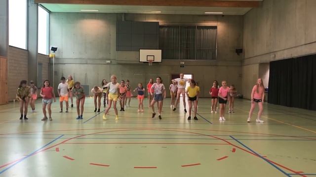 Que Calor - oudste groep Hove смотреть онлайн