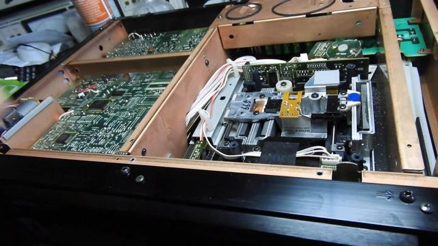 Sony CDP-555ESD - the case of 50% cheaper player ending up costing way more than a fully priced one смотреть онлайн