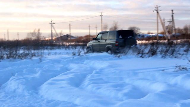 УАЗ Патриот смотреть онлайн