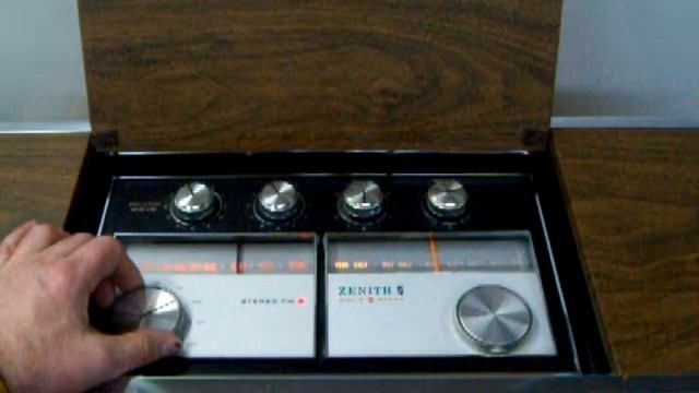 Zenith Z448 смотреть онлайн