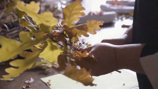 Декор стола первой группы "Sept Femmes" смотреть онлайн