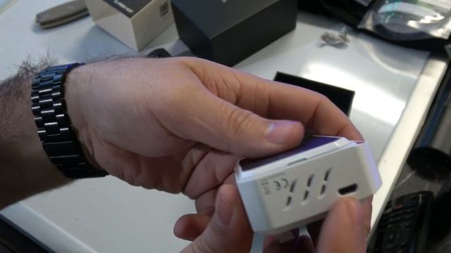 Smoktech G-PRIV Touchscreen UNBOXING смотреть онлайн