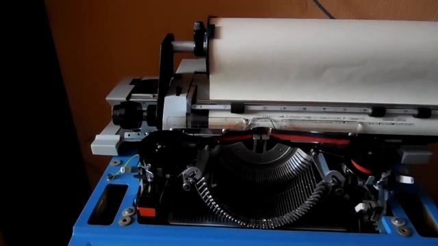 Пультовая пишущая машина Cosul 256 