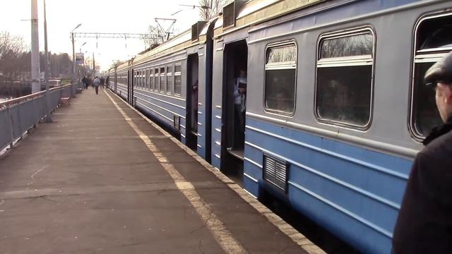 ЭД4М-0273, платформа Загорянская смотреть онлайн